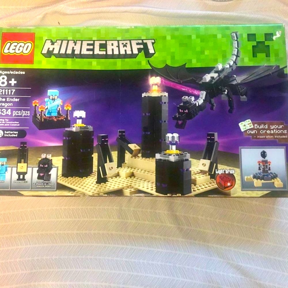 BRAND NEW: LEGO Minecraft 21117 SEALED * read description- somewhat damaged box* - Picture 5 of 6